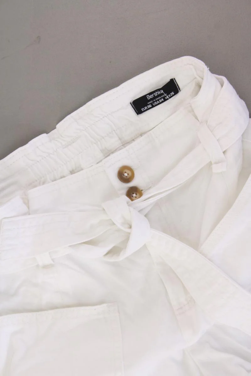 Bershka Shorts Gr. 36 weiß aus Baumwolle - Image 2