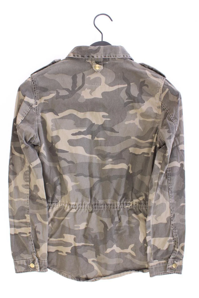 Bershka Übergangsjacke Gr. S camouflage olivgrün - Image 3