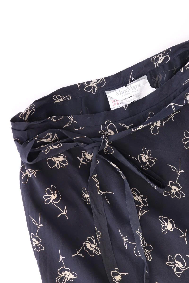 Max Mara Vintage Rock Gr. 40 mit Blumenmuster schwarz aus Seide - Image 3