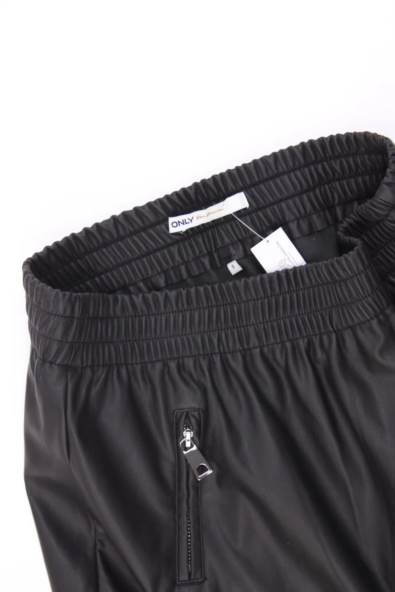 Only Kunstlederrock Gr. S neuwertig schwarz aus Polyester - Image 2