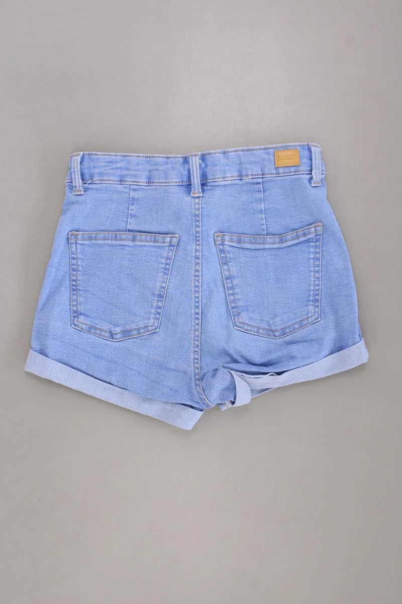 Bershka Jeansshorts Gr. 34 blau aus Baumwolle - Image 3