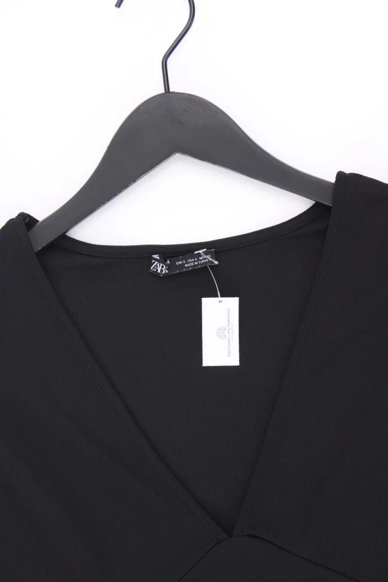 Zara Shirt mit V-Ausschnitt Gr. S Kurzarm schwarz aus Polyester - Image 2