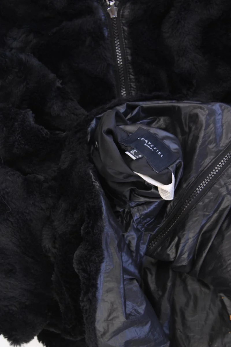 Cortefiel Wendejacke Gr. XL schwarz aus Polyester - Image 2