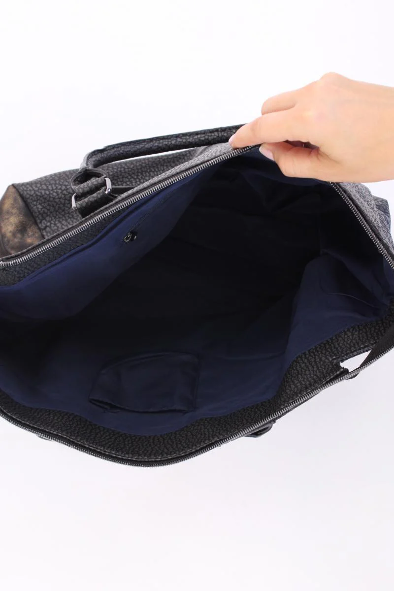 Catwalk Henkeltasche grau aus Kunstleder - Image 3