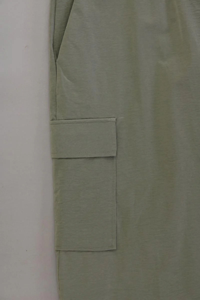 Mango Cargorock Gr. L neuwertig olivgrün aus Polyester - Image 3