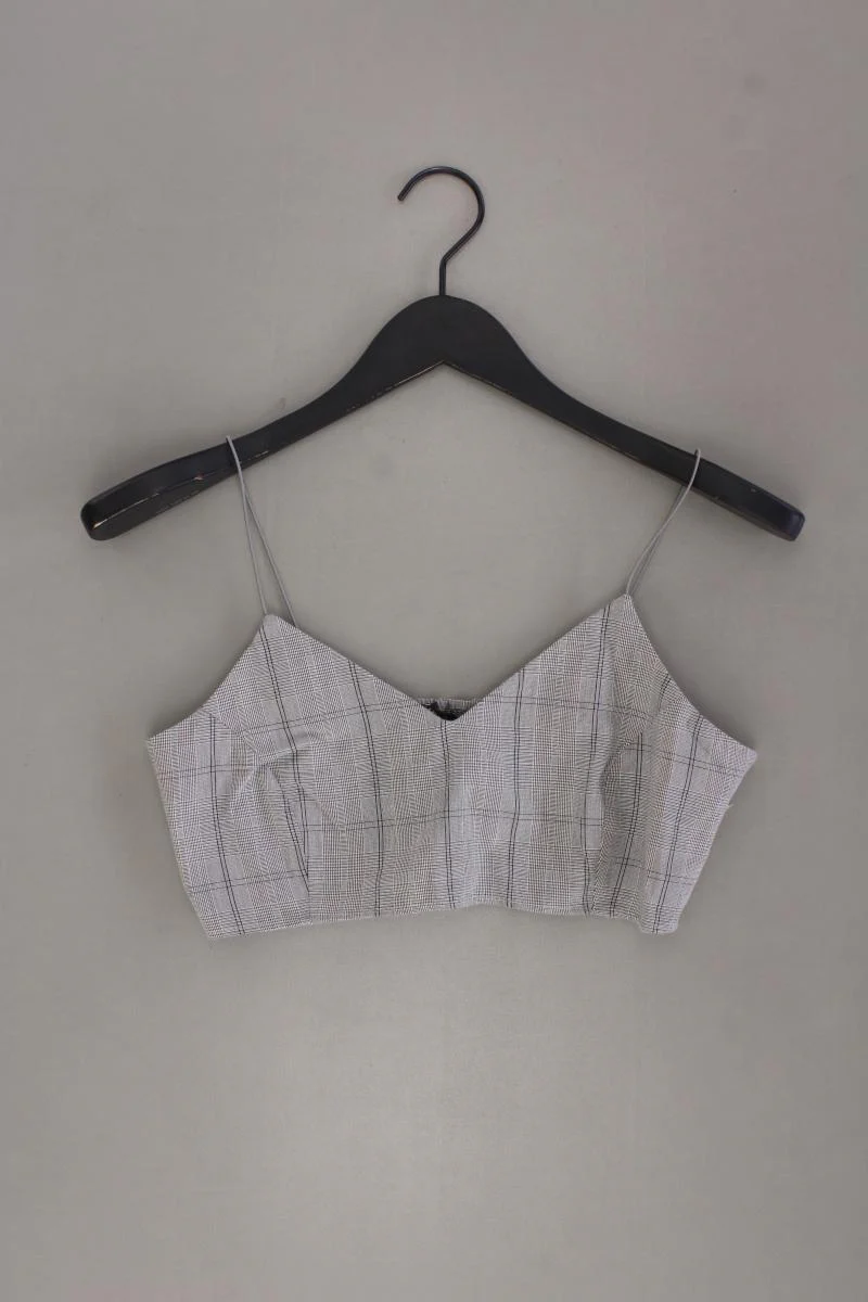 Second Hand Outfit Größe XS mit Zara Crop Top in Gr. XS und Halskette - Image 2