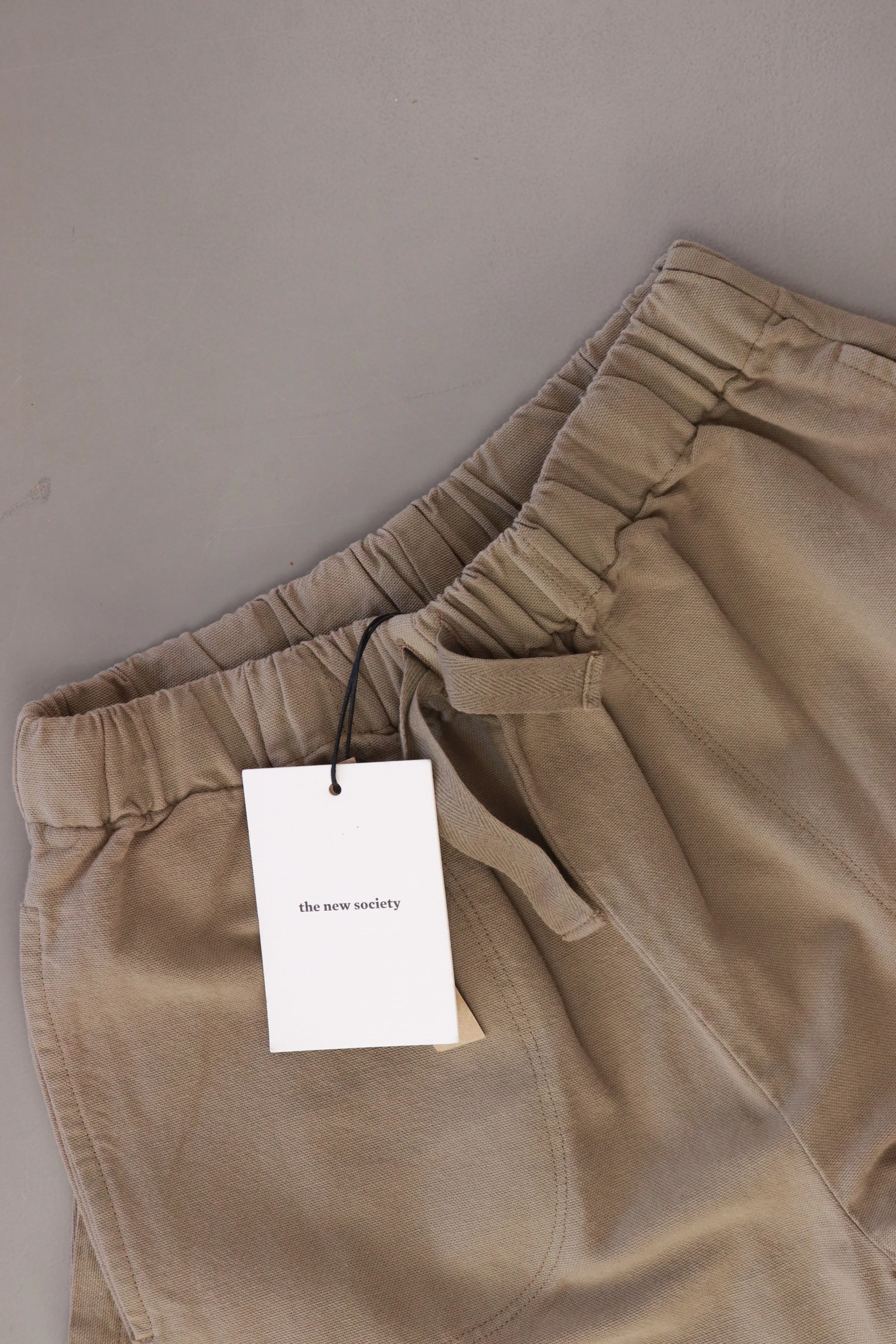 the new society Paris Pants olivgrün Größe 12 Jahre neu mit Etikett - Image 3